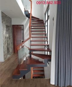 cầu thang xương cá